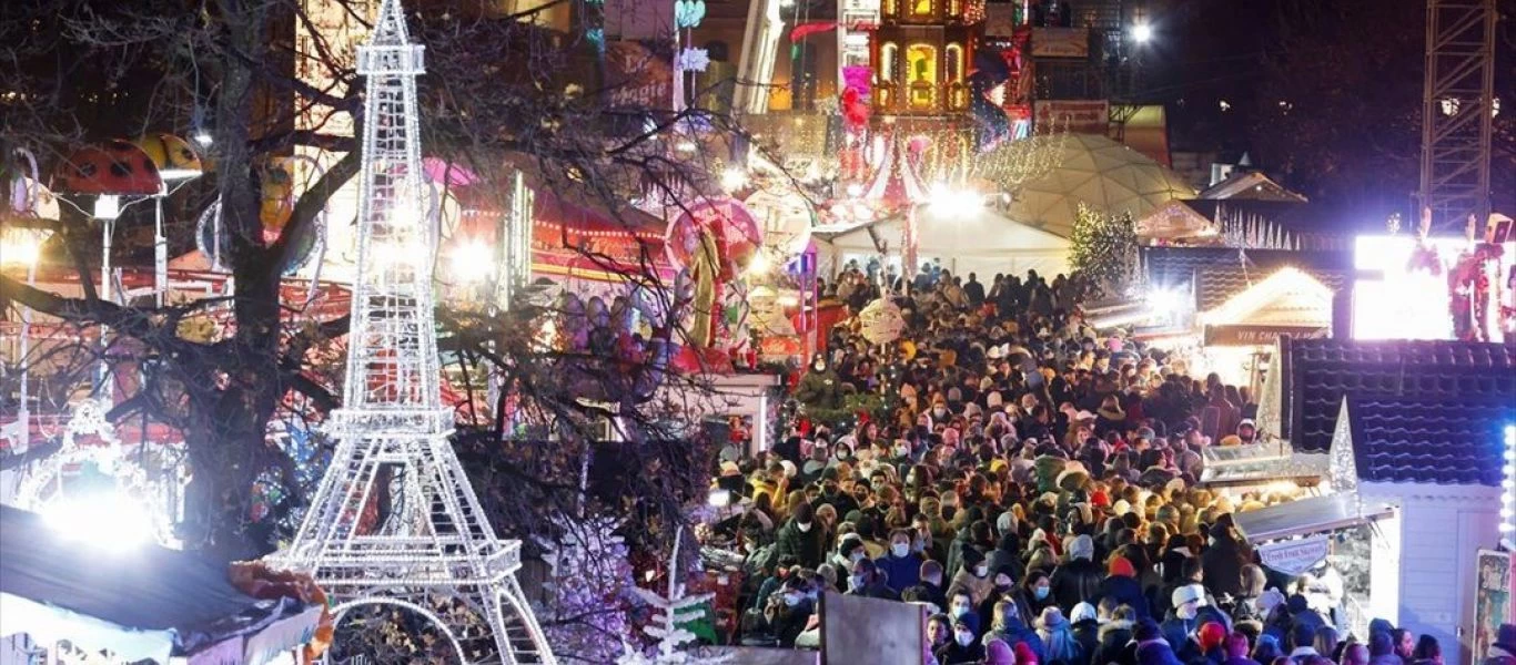 Γαλλία: Νέο ρεκόρ κρουσμάτων - 300.000 μέσα σε μια ημέρα